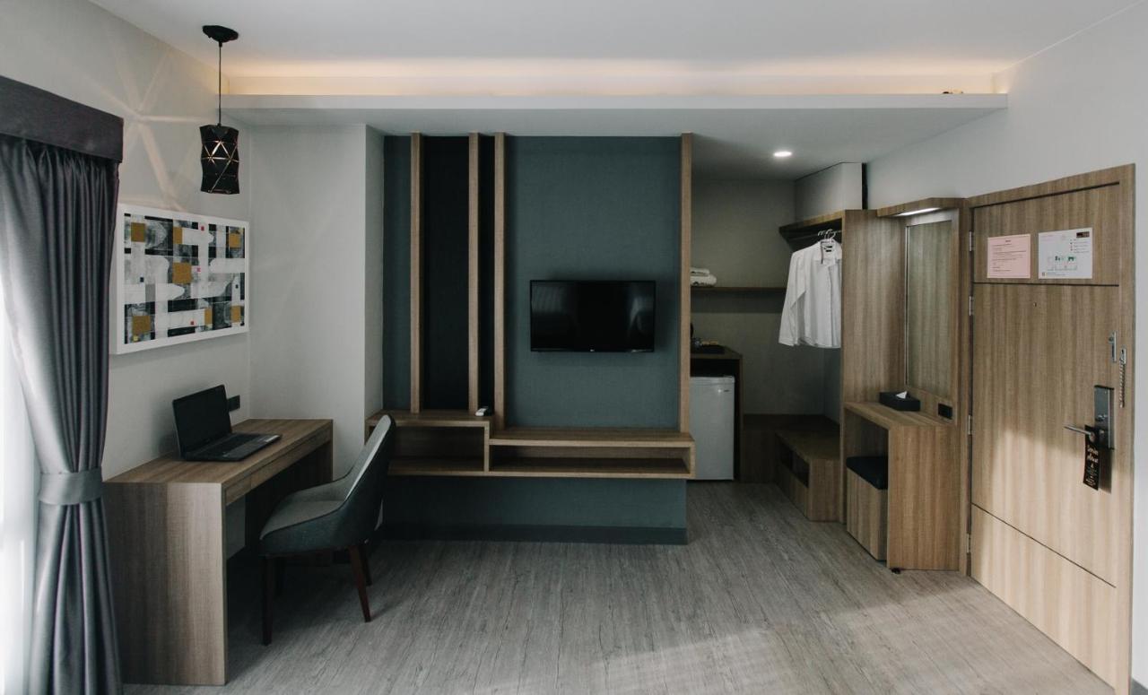 Arista Hotel Ubon Ubon Ratchathani Bagian luar foto